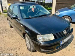 Negru Utilizat 2001 VW Polo Hatchback | 1.100 EUR