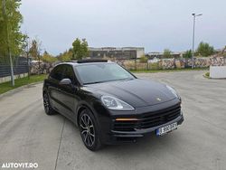 Culoarenegru Utilizat 2019 Porsche Cayenne S SUV | 47.500 EUR (Preț OK)