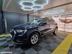 Culoarealbastru Utilizat 2020 Audi Q3 Premium SUV | 26.190 EUR (Puțin scump)