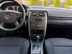 Negru Utilizat 2009 Mercedes B170 Monovolum | 4.299 EUR (Preț bun)
