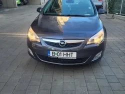 Gri Utilizat 2010 Opel Astra Enjoy Hatchback | 4.500 EUR (Puțin scump)