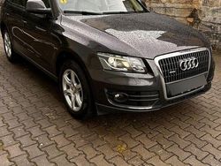 Culoarenegru Utilizat 2011 Audi Q5 SUV | 8.900 EUR (Super Preț)