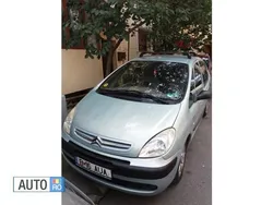 Verde Utilizat 2005 Citroën Xsara Picasso Monovolum | 2.100 EUR