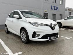 Culoarealb Utilizat 2021 Renault Zoe Life Hatchback | 13.990 EUR (Puțin scump)