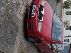 Utilizat 2005 Skoda Fabia Hatchback | 800 EUR