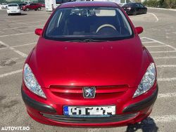 Culoarerosu Utilizat 2004 Peugeot 307 Hatchback | 1.990 EUR (Preț OK)
