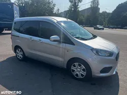 Culoareargint Utilizat 2018 Ford Tourneo Courier Trend Monovolum | 7.900 EUR (Puțin scump)
