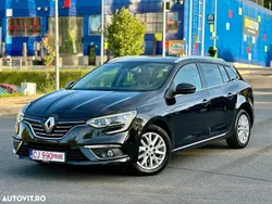 Culoarenegru Utilizat 2017 Renault Mégane GrandTour Bose Edition Break | 9.499 EUR (Puțin scump)