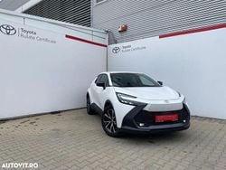 Culoarealb Nouă 2025 Toyota C-HR+ SUV | 31.950 EUR