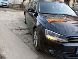 Negru Utilizat 2012 VW Jetta Berlinǎ | 5.000 EUR (Preț OK)