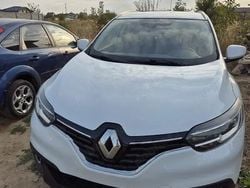 Culoarealb Utilizat 2015 Renault Kadjar Business SUV | 8.500 EUR (Preț bun)