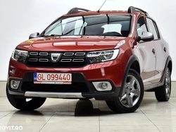 Culoarerosu Utilizat 2016 Dacia Sandero Stepway Hatchback | 6.350 EUR (Puțin scump)