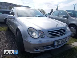 Argintiu Utilizat 2004 Mercedes C220 Avantgarde Berlinǎ | 4.150 EUR (Puțin scump)