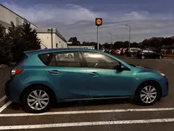 Albastru Utilizat 2011 Mazda 3 Hatchback | 3.300 EUR (Preț bun)
