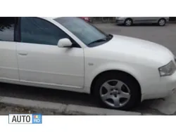 Alb Utilizat 2001 Audi A6 Berlinǎ | 2.250 EUR