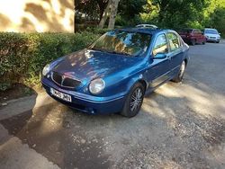 Utilizat 2001 Lancia Lybra Berlinǎ | 4.000 EUR