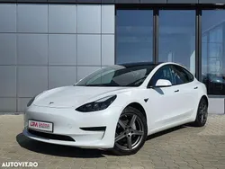 Alb Utilizat 2021 Tesla Model 3 Standard Range Plus Berlinǎ | 25.215 EUR (Preț OK)