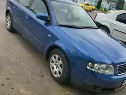 Utilizat 2004 Audi A4 Berlinǎ | 12.000 EUR
