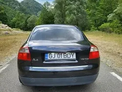 Utilizat 2002 Audi A4 Berlinǎ | 1.900 EUR (Preț OK)