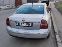 Utilizat 2003 VW Passat Berlinǎ | 1.100 EUR (Preț bun)