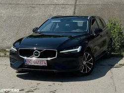 Negru Utilizat 2019 Volvo V60 Momentum Break | 17.500 EUR (Puțin scump)