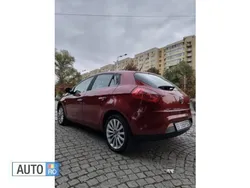 Visiniu metalizat Utilizat 2009 Fiat Bravo Hatchback | 2.999 EUR