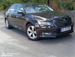 Culoarenegru Utilizat 2018 Skoda Superb Ambition Berlinǎ | 10.900 EUR