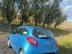 Culoarealbastru Utilizat 2015 Ford Ka Trend Hatchback | 4.000 EUR (Preț OK)