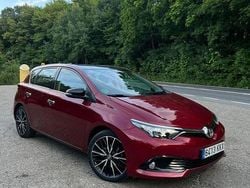 Rosu Utilizat 2018 Toyota Auris Comfort Hatchback | 10.990 EUR