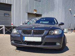 Culoaregri Utilizat 2007 BMW 325 Executive Berlinǎ | 4.600 EUR
