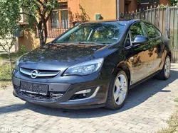 Negru Utilizat 2013 Opel Astra Selection Berlinǎ | 4.800 EUR (Preț OK)