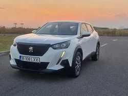 Culoarealb Utilizat 2020 Peugeot 2008 SUV | 11.350 EUR (Preț OK)