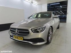 Culoareargint Utilizat 2022 Mercedes E200 Berlinǎ | 34.990 EUR (Scump)