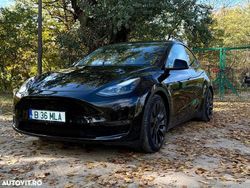 Culoarenegru Utilizat 2023 Tesla Model Y Performance SUV | 39.990 EUR (Preț OK)