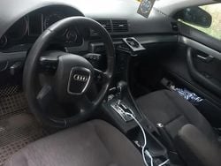 Utilizat 2006 Audi A4 Berlinǎ | 1.700 EUR