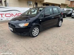 Negru Utilizat 2010 Mitsubishi Colt Invite | 3.490 EUR