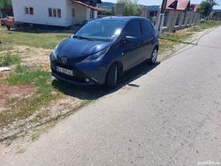 Albastru Utilizat 2016 Toyota Aygo Hatchback | 4.900 EUR (Preț OK)