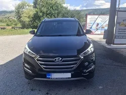 Culoarenegru Utilizat 2016 Hyundai Tucson Premium SUV | 15.000 EUR (Preț OK)