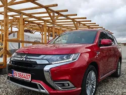 Rosu Utilizat 2019 Mitsubishi Outlander P-HEV Diamant Edition SUV | 21.890 EUR (Puțin scump)
