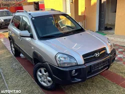 Culoareargint Utilizat 2005 Hyundai Tucson SUV | 3.600 EUR