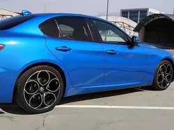 Culoarealbastru Utilizat 2019 Alfa Romeo Giulia Berlinǎ | 19.050 EUR (Puțin scump)
