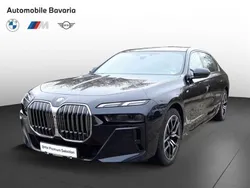 Carbon black metallic metalizat Utilizat 2023 BMW 740 Shadowline Berlinǎ | 86.965 EUR (Preț OK)