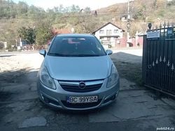 Gri Utilizat 2010 Opel Corsa Berlinǎ | 3.000 EUR (Preț OK)