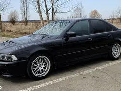 Negru Utilizat 2002 BMW 525 Break | 3.700 EUR