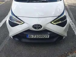 Culoarealb Utilizat 2021 Toyota Aygo Connect Style Hatchback | 5.800 EUR (Super Preț)