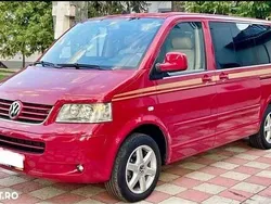 Culoarerosu Utilizat 2006 VW Multivan Monovolum | 9.900 EUR (Scump)