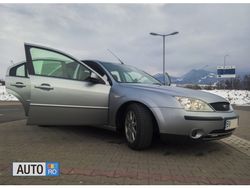 Argintiu Utilizat 2003 Ford Mondeo Berlinǎ | 2.750 EUR (Scump)