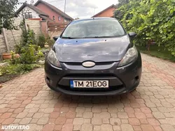 Gri Utilizat 2009 Ford Fiesta Hatchback | 1.350 EUR (Super Preț)