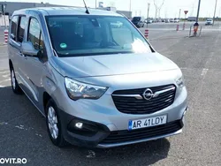 Culoareargint Utilizat 2021 Opel Combo Life XL Edition Monovolum | 15.990 EUR