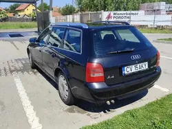 Utilizat 2000 Audi A4 Break | 1.700 EUR